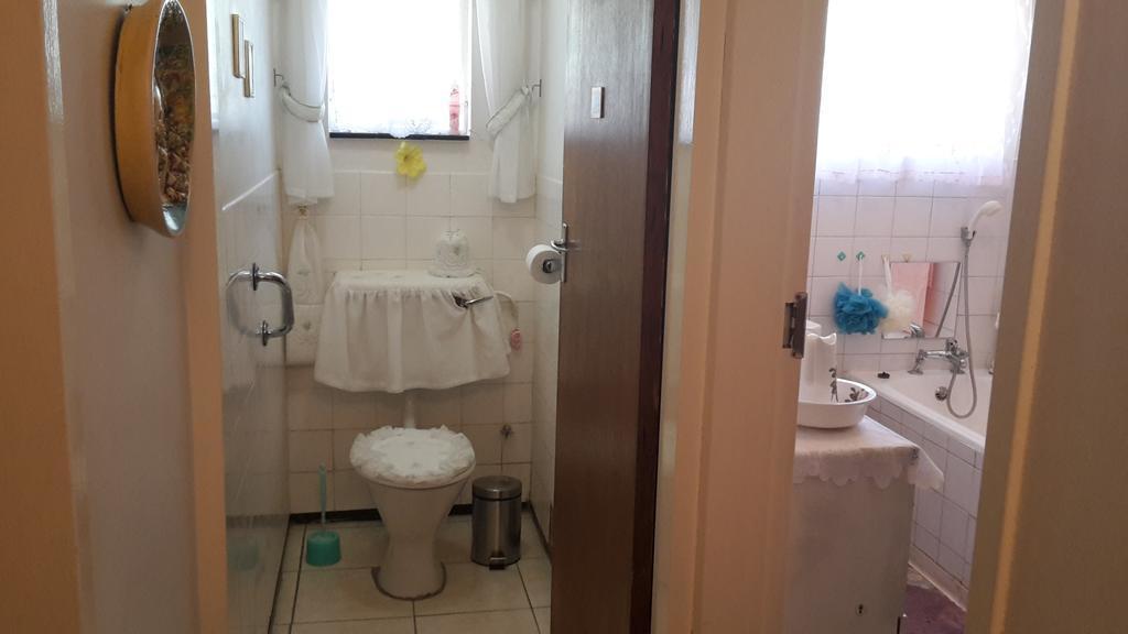 Heila'S In House Family Room-Homestay! بلومفونتين المظهر الخارجي الصورة
